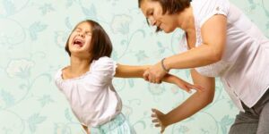 اثرات منفی تنبیه کودک